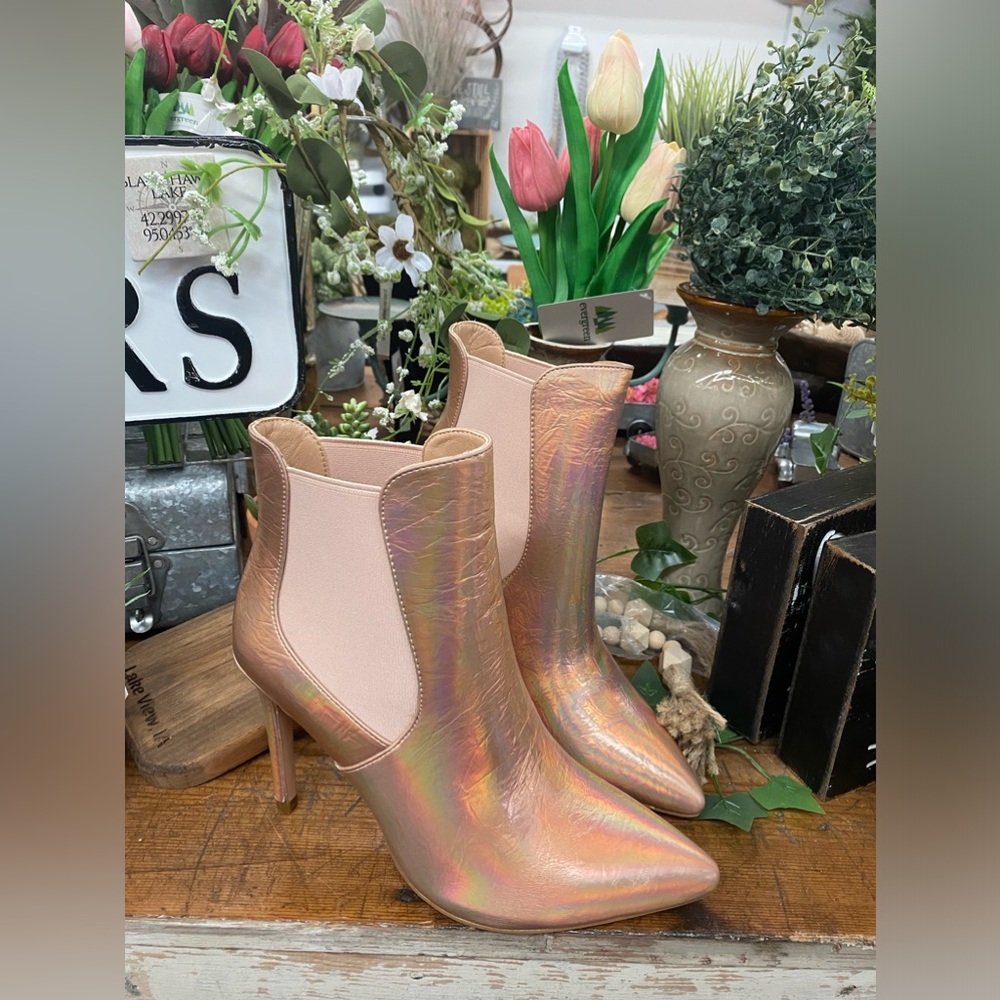 Rose Gold Chelsea Boot